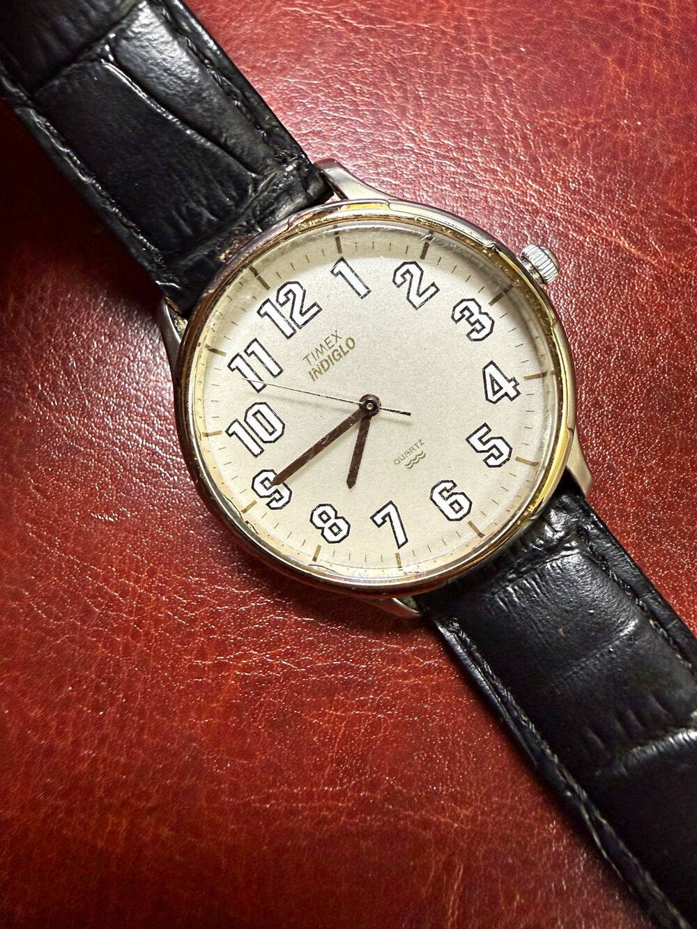 Vintage 1990s Timex Indiglo Quartz Watch Cream Dial Black Leather Working